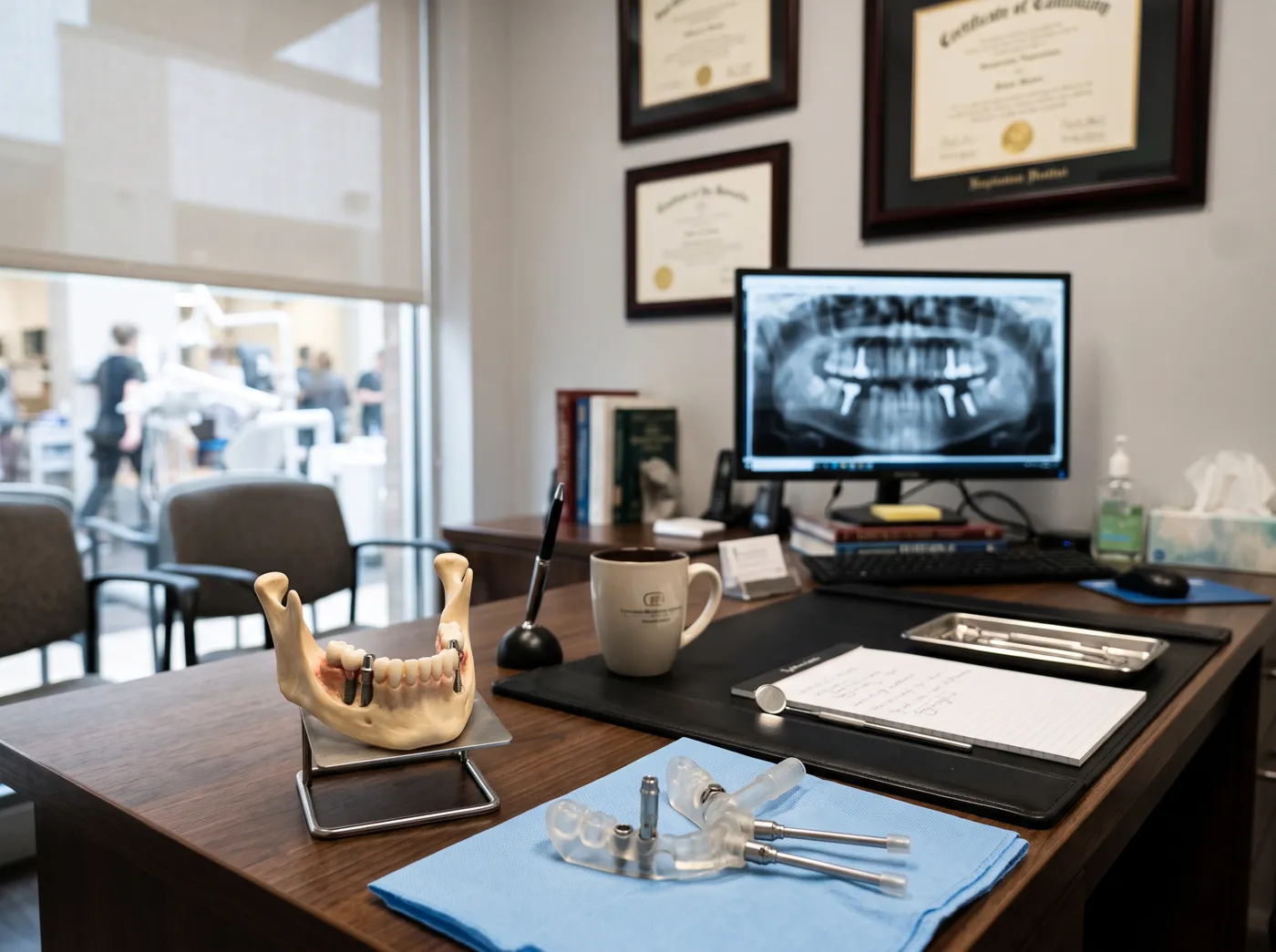 What type of dentist does dental implants for hoffman estate at Omni Dental in Arlington Heights, IL