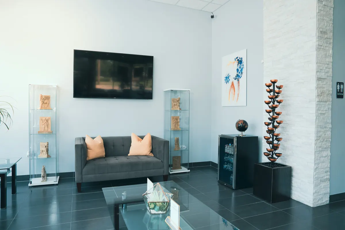 Omni Dental patient lounge in Arlington Heights, IL